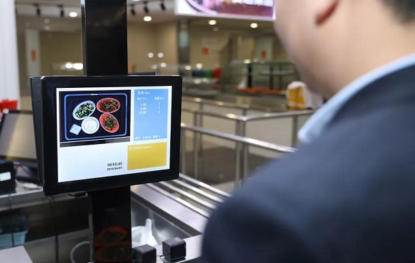 智能结算设备掀起团餐市场“人脸识别支付”热潮