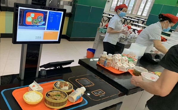 智慧食堂的应用能解决哪些问题？AI视觉结算台