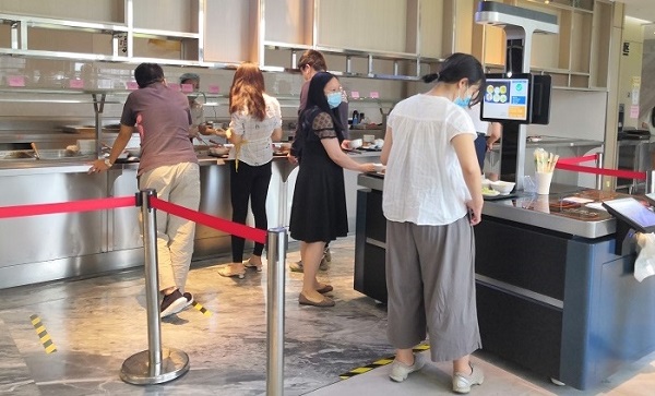智能结算台打造智慧食堂让效率提起来 智能结算台打造智慧食堂让效率提起来